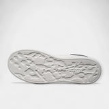 Bílé kožené tenisky