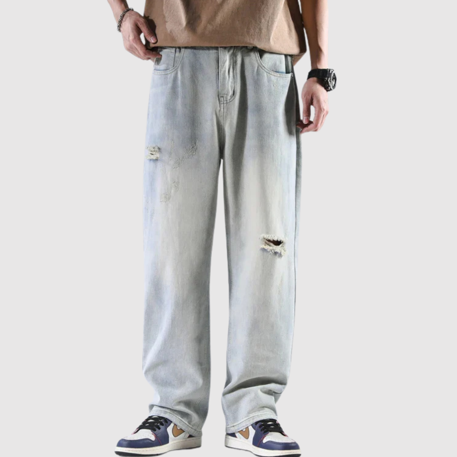 Bruno – Bledé džíny s vintage detaily