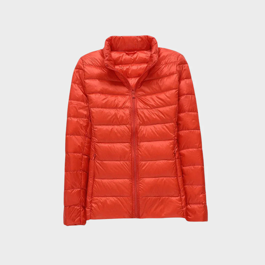 Ela - Nová lehká bunda s kachními peřím" can be rewritten as:

"Ela - Nová ultralehká bunda s kachními peřím