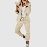 Natálie – Klasický overal s moderním stylem