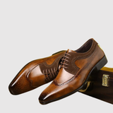 Viktor – Klasické pánské kožené boty s výšivkou