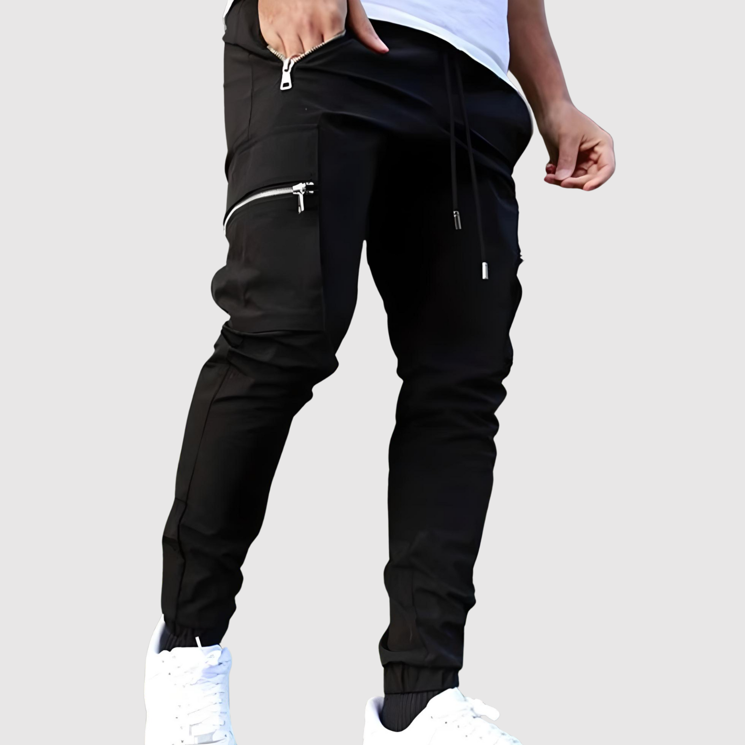 "Leo – Pánské joggingové kalhoty s kapsami na zip" can be rewritten as "Leo – Pánské zipové joggingové kalhoty s kapsami".