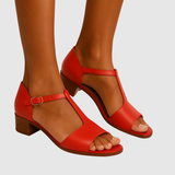 Lara – Klasické červené sandály s podpatkem