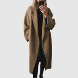 Jelena – Zimní kabát s elegantním vlněným designem