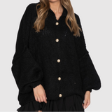 Nora – Elegantní pletený svetr s módními knoflíky