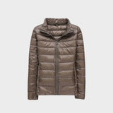 Ela - Nová lehká bunda s kachními peřím" can be rewritten as:

"Ela - Nová ultralehká bunda s kachními peřím