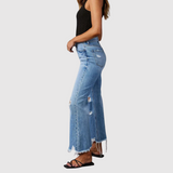 Kira – Džíny s flair a surovými prvky