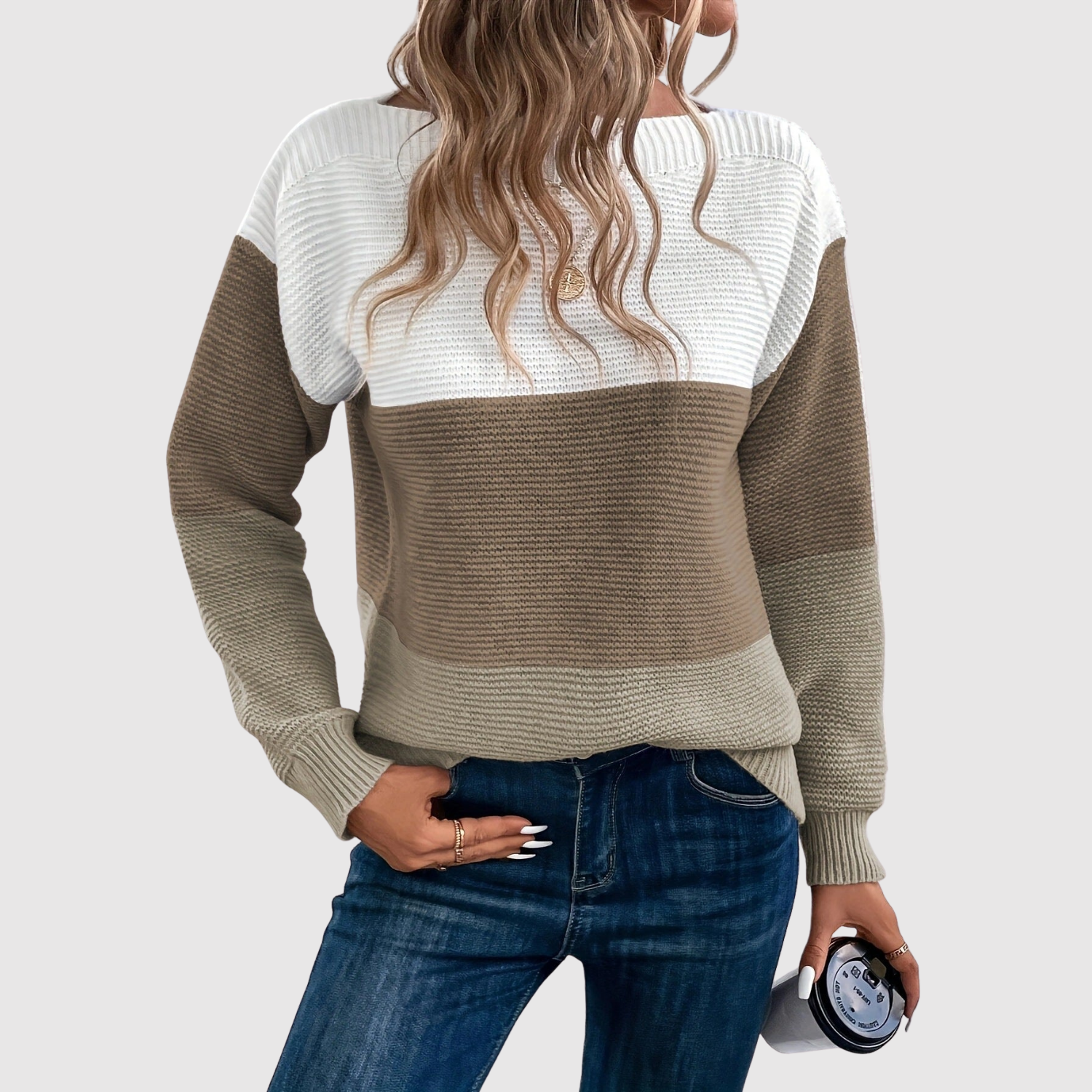 "Nora – Svetr s barevnými bloky" could be rewritten as "Nora – Svetr s barevnými segmenty".