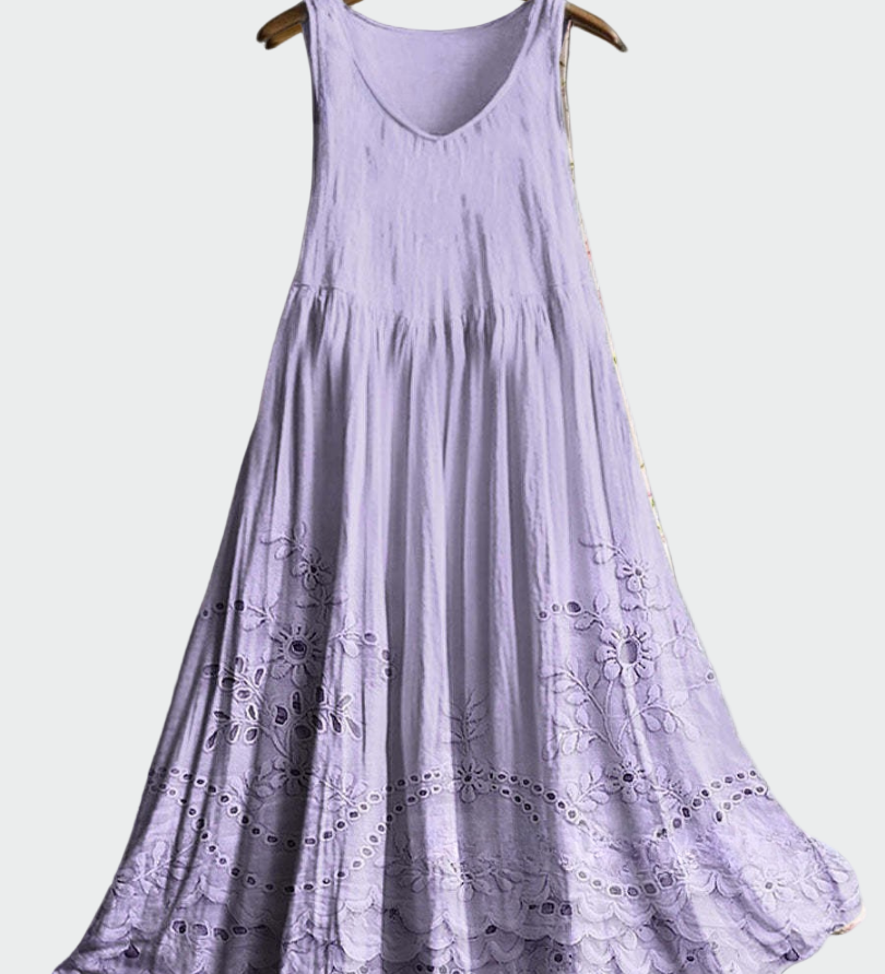 Šaty s anglickou krajkovou výšivkou