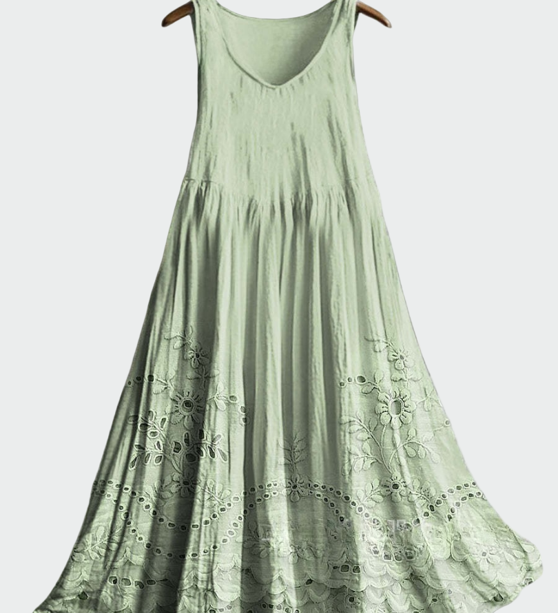 Šaty s anglickou krajkovou výšivkou