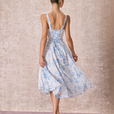 Renata | Modré midi šaty s květinovým vzorem, čtvercovým výstřihem a nařasením