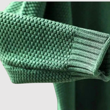 Nora – Volný svetr s vysokým límcem a strukturálním designem