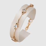 Liana – Zlatý náramek s krystalovými detaily