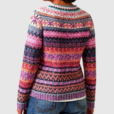 Nora – Barevný pletený svetr s bohatou strukturou