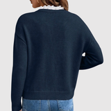 Nora - Pletený svetr s V-výstřihem a krajkovými detaily