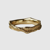 Valérie – Minimalistický zlatý prsten s přírodní texturou