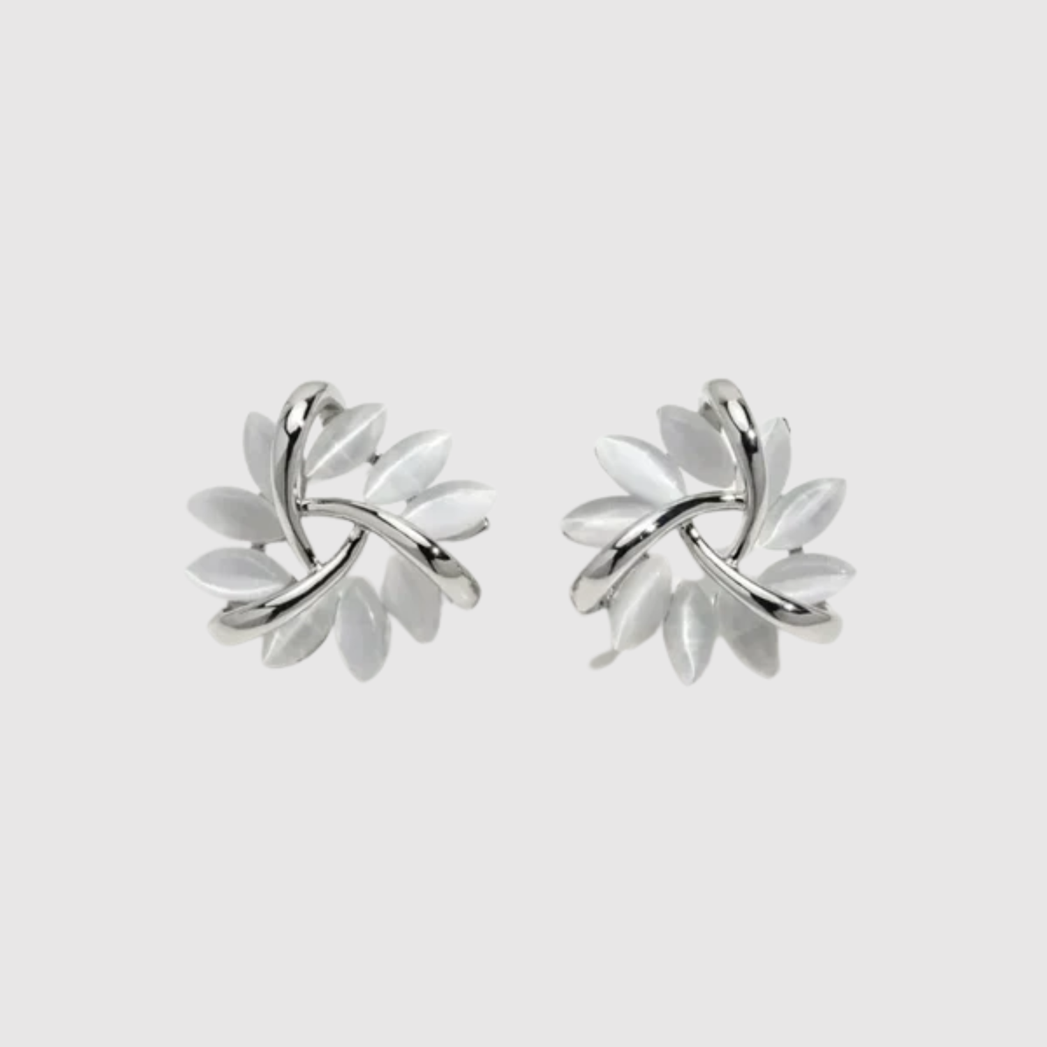 Elisa – Elegantní květinové náušnice