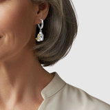 Elisa – Náušnice s ikonickým motivem dívky a psa (s kruhovým uzávěrem)