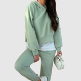 Natálie - Dámský sportovní set s trendy siluetou