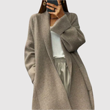 Jelena – Dlouhý pletený kardigan s hřejivými rukávy