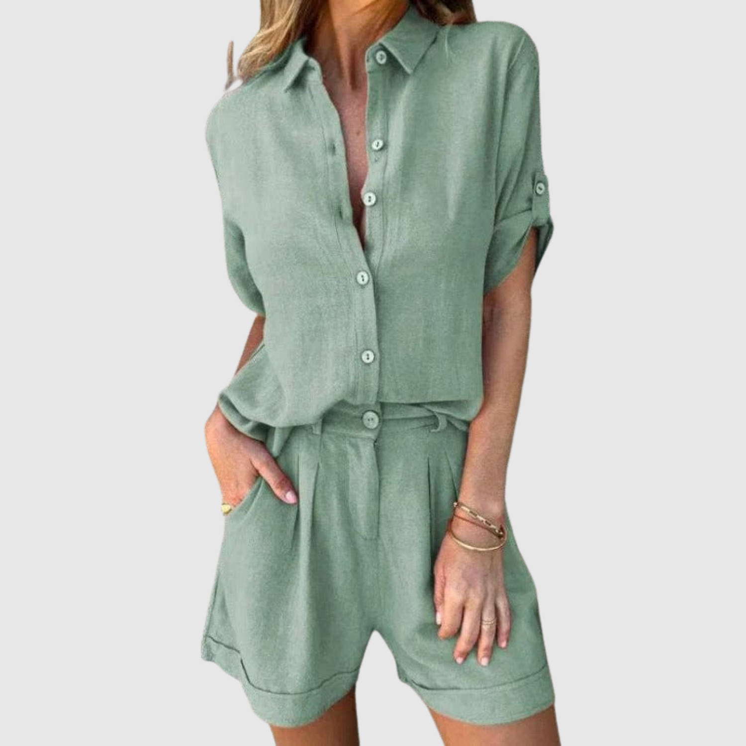 Natálie – Neformální set s košilí a šortkami