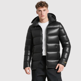 Marek – Lesklá péřová bunda s kapucí" could be rewritten as "Marek – Lesklá péřová bunda s kapucí pro stylový vzhled.