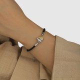 Liana – Náramek s ikonickým psím motivem