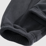 Denis – Minimalistické joggers s emblémem