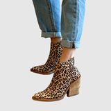 Teodora - Kožené boty s špičatou špičkou