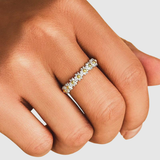 Valérie – Stříbrný prsten s květinovým motivem sedmikrásek