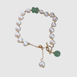 Liana – Perlový náramek s zeleným aventurinem a zlatými detaily