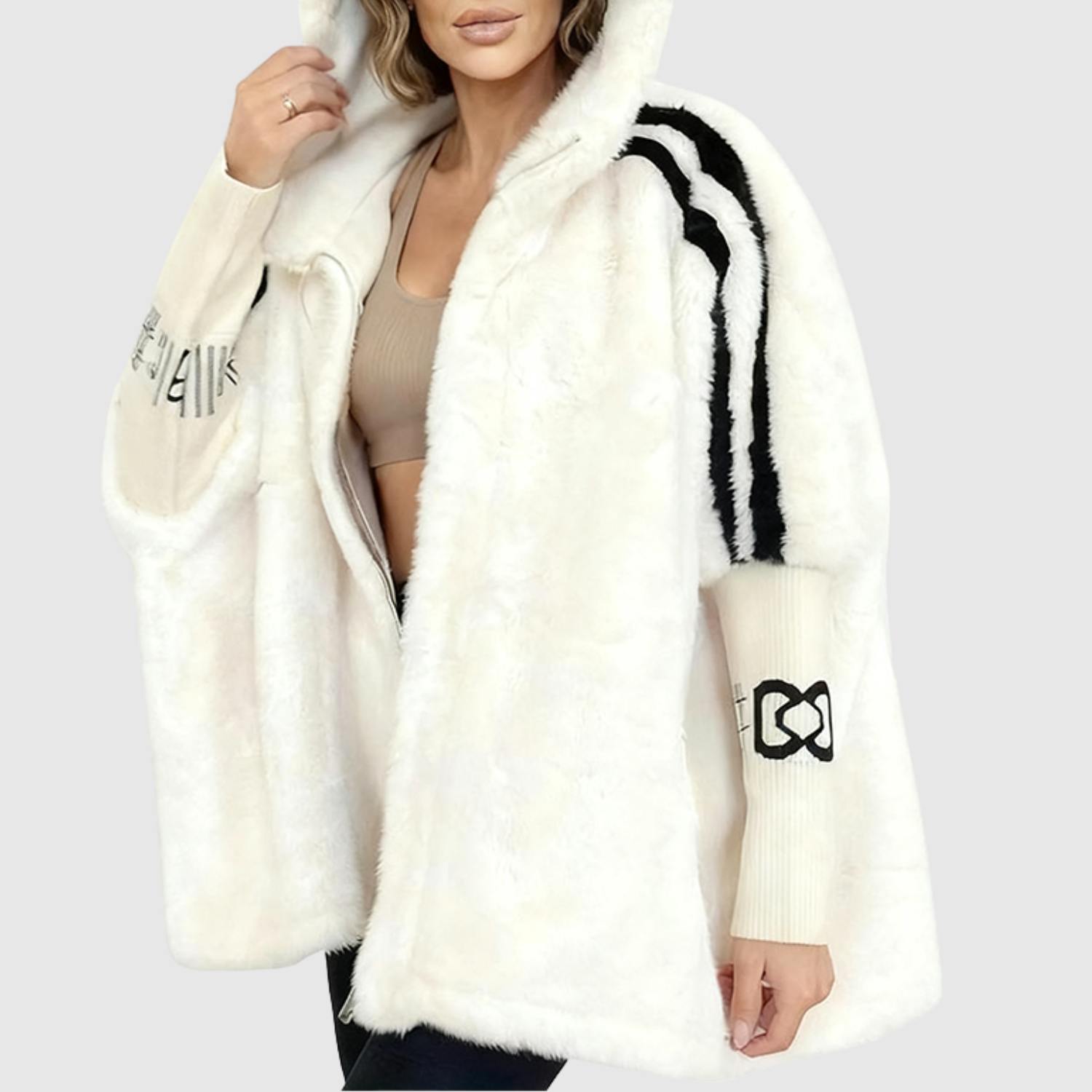 Jelena – Elegantní kabát s kapucí a moderními detaily