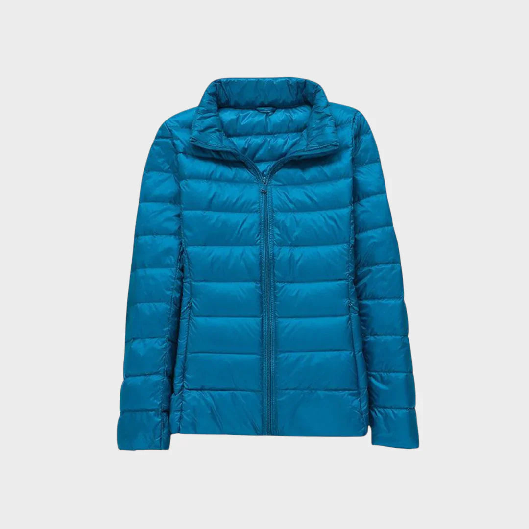 Ela - Nová lehká bunda s kachními peřím" can be rewritten as:

"Ela - Nová ultralehká bunda s kachními peřím