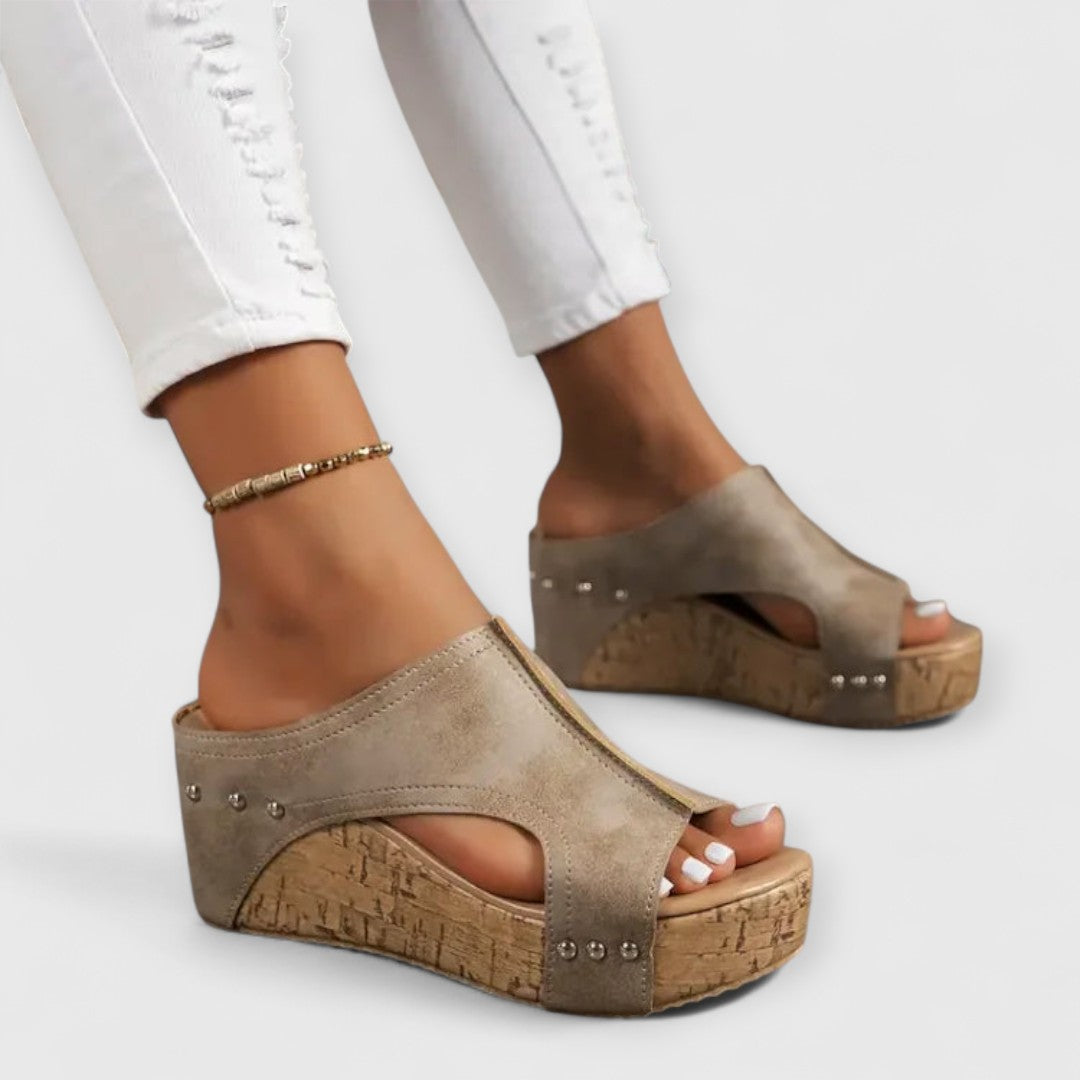 Lara – Ortopedické sandály s maximální podporou