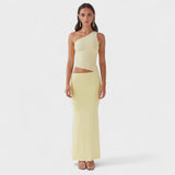 "Seranella - Asymetrické maxi šaty s výřezem" can be rewritten as "Seranella - Asymetrické maxi šaty s odvážným výřezem".