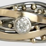 Valérie – Dvoubarevný prsten s krystalem a moderním stylem