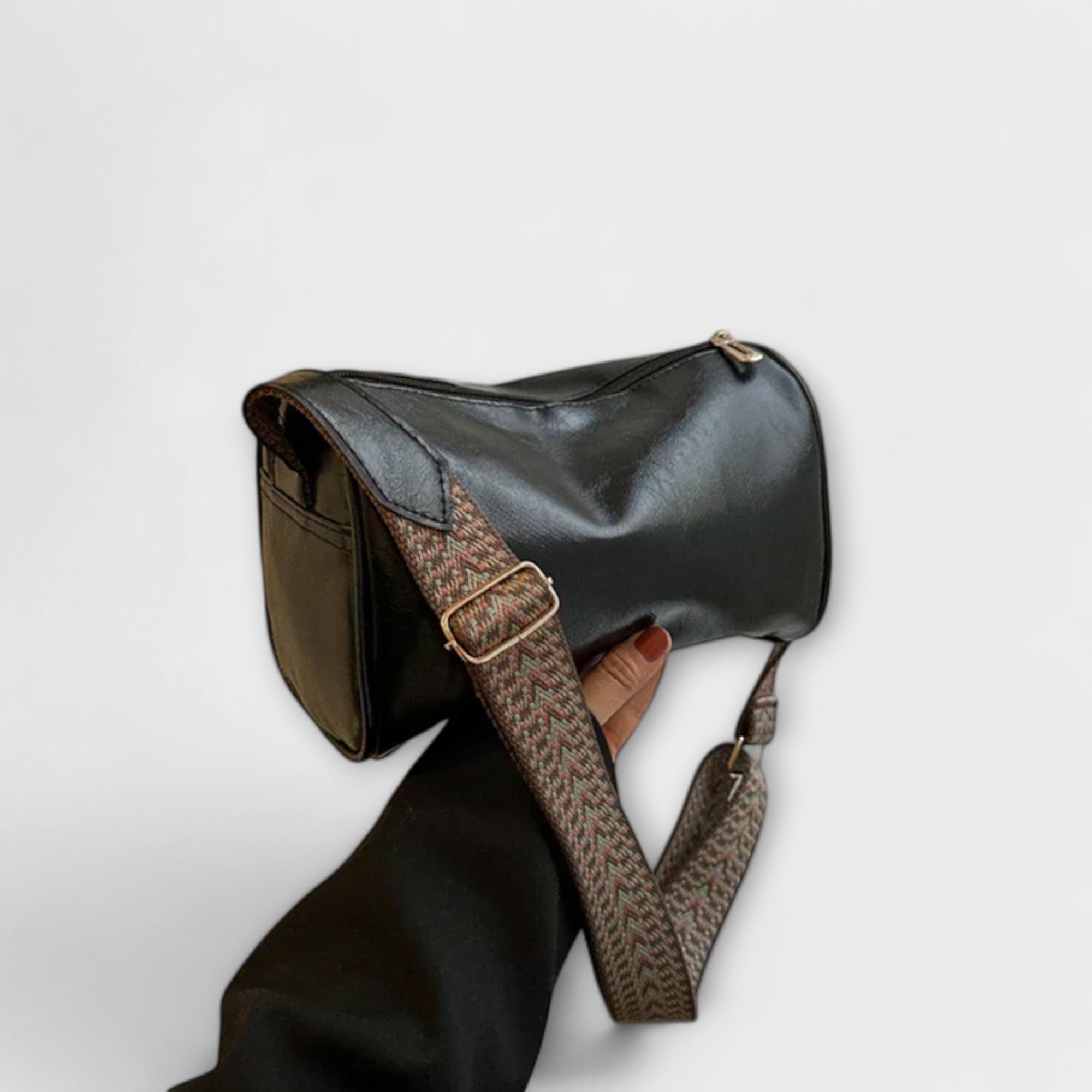 Lena - Vintage ramenní taška s osobitým stylem