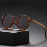 Alex – Kulaté sluneční brýle s dřevěnými akcenty