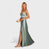 "Lucía Satin - Dlouhé Šaty" can be rewritten as "Lucía Satin - Elegant Long Dress".