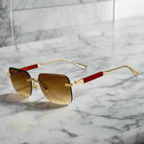 Alex – Obdélníkové sluneční brýle se zlatými akcenty