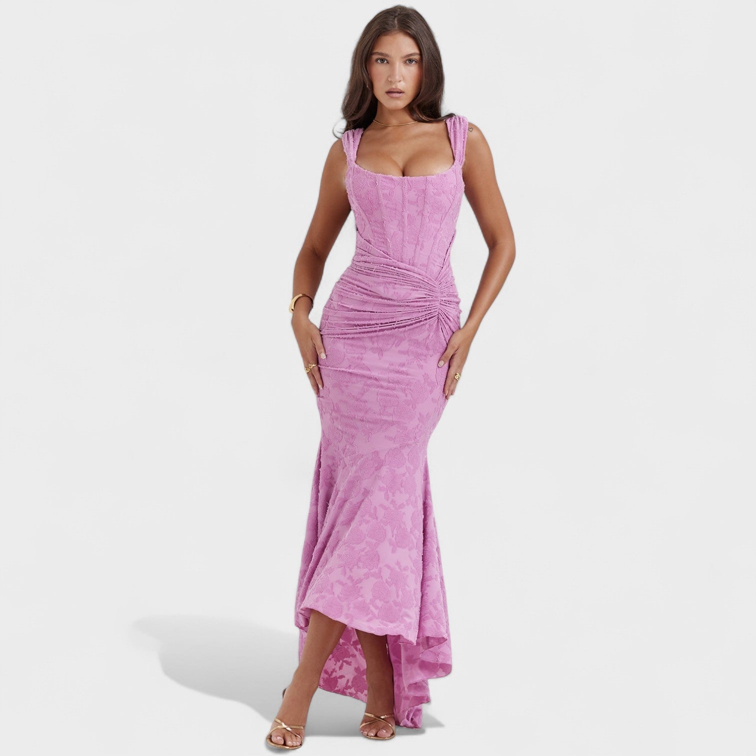 Cesca - Šaty s elegantní sochařskou siluetou