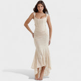 Cesca - Šaty s elegantní sochařskou siluetou