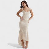 Cesca - Šaty s elegantní sochařskou siluetou