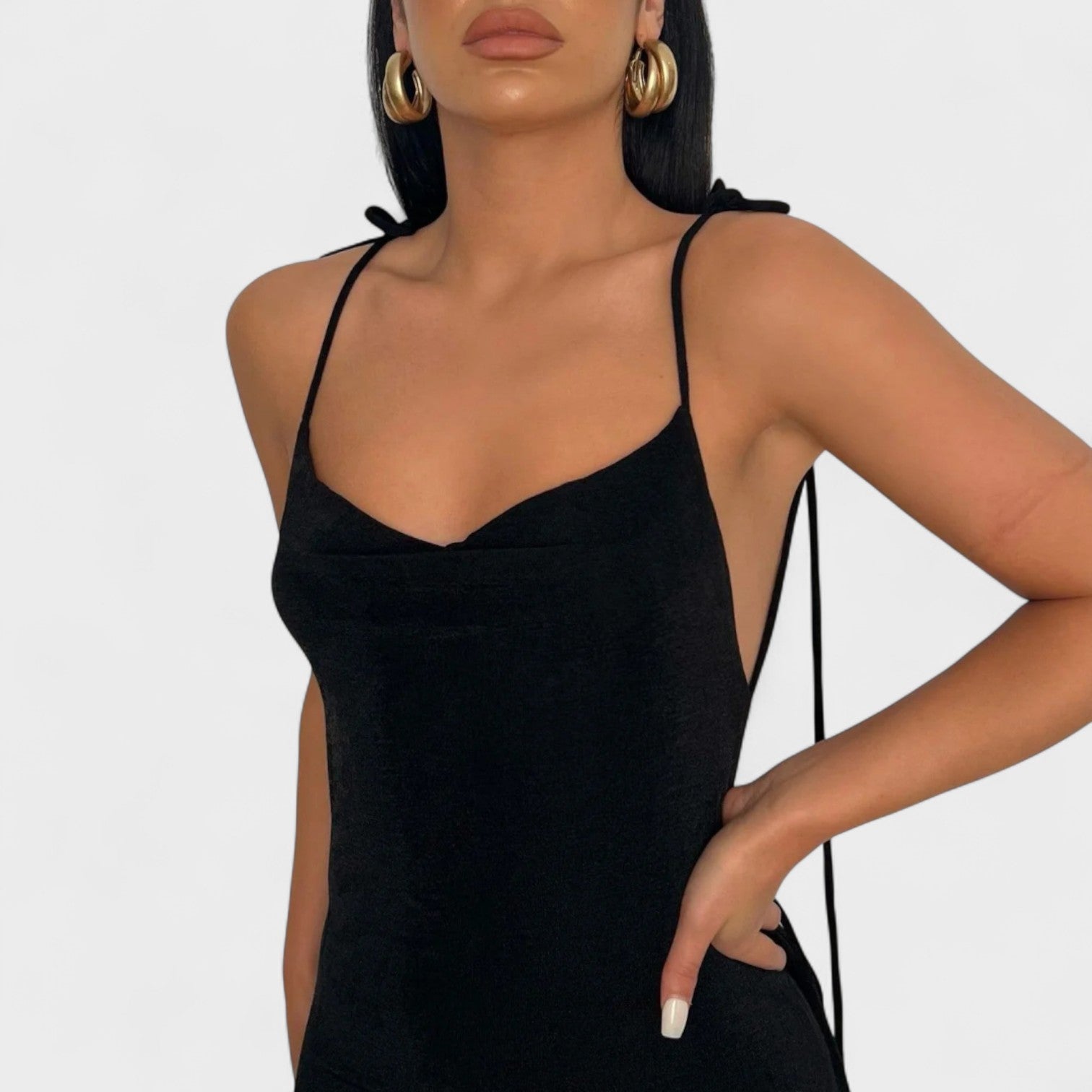 Luna - Šaty, které zvýrazňují vaše křivky