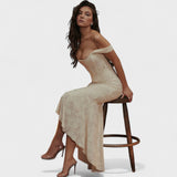 Cesca - Šaty s elegantní sochařskou siluetou