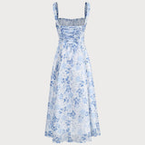 Renata | Modré midi šaty s květinovým vzorem, čtvercovým výstřihem a nařasením